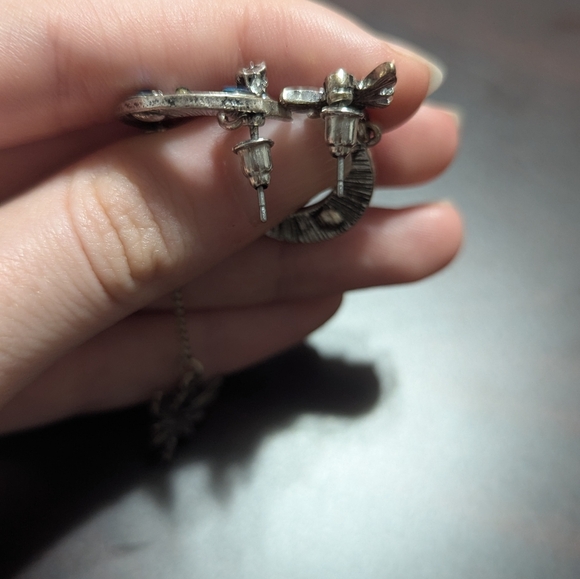 Hot Topic Silver Moon and Fairy Mismatch Earrings - Picture 4 of 4